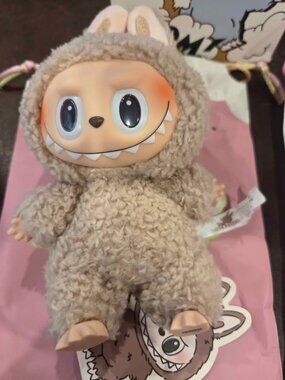 Toffee Labubu from the Exciting Macaron collection-AUTHENTIC